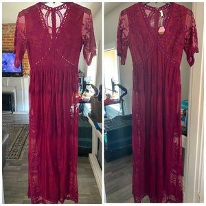 NWT Pink Blush Maternity Dress in Burgundy $95